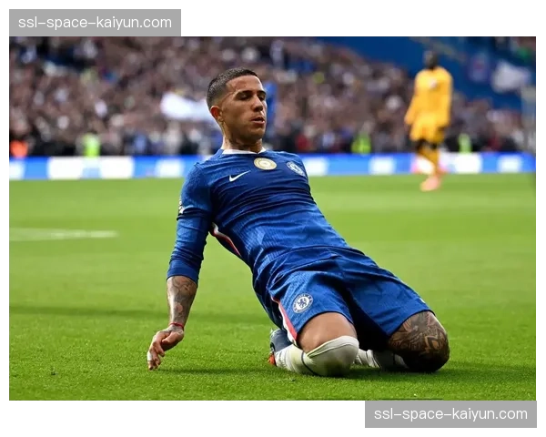 半场战报：布莱顿1-0西汉姆联，三笘薰左路内切屡造杀机