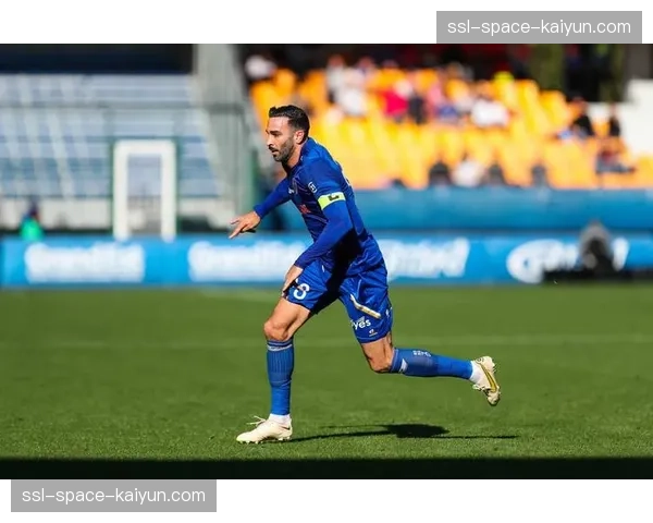 “轮椅足球”友谊赛在特鲁瓦主场举行，法甲多名球星到场助威