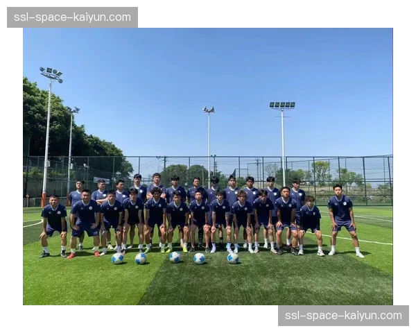 法国足协启动“足球教练员线上培训平台”，面向业余教练开放