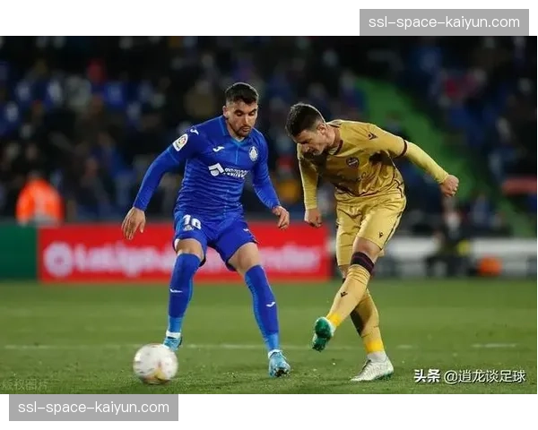 西甲联盟提议从下赛季起增加每场比赛替补席报名人数