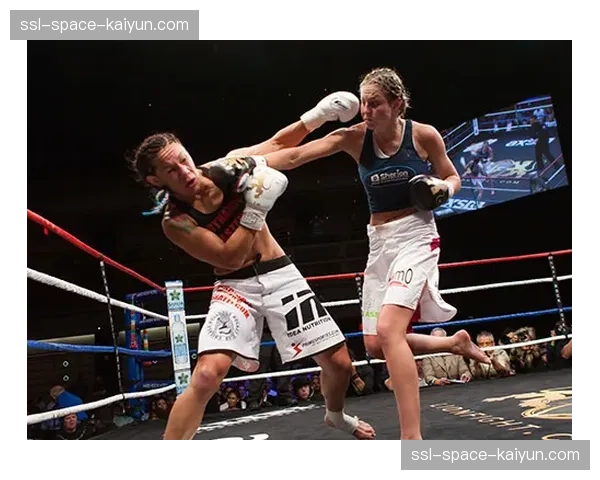 从伤病中归来：莎拉·尼基完成女子罕见one-foot X-up to cancan backflip夺全国第三冠